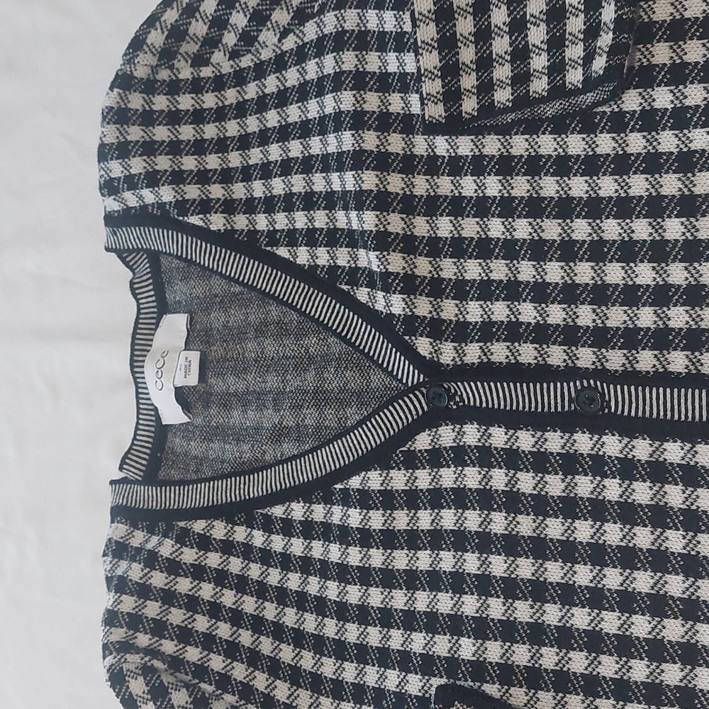 CeCe Monochrome Knit Cardigan.Size XS .